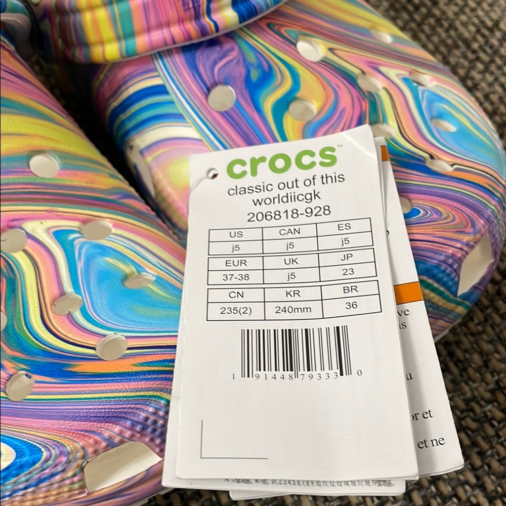 New Crocs Classic Kids Out of this worldiicgk

Size J5 - Picture 5 of 5